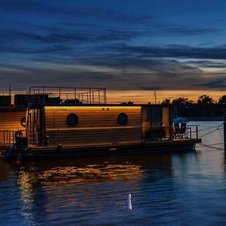 Hausboot Fjord Polaris Mit Biosauna In Barth Dış mekan fotoğraf